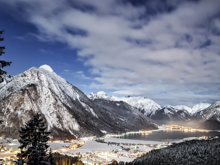 Blick auf Pertisau Winter