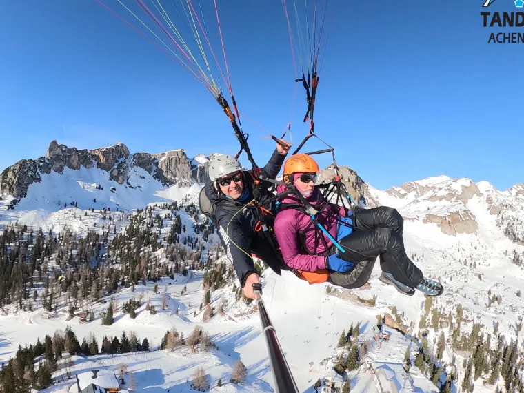 Paragleiten im Winter